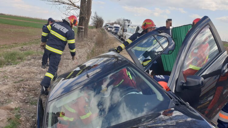 Accident rutier produs în localitatea Comișani