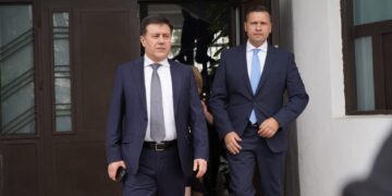 Președintele CJD Dâmbovița, Corneliu Ștefan alături de Ministrul Economiei, Florin Spătaru și Comisarul european pentru Piața Internă, Thierry Breton, au vizitat Uzina de Produse Speciale de la Dragomirești