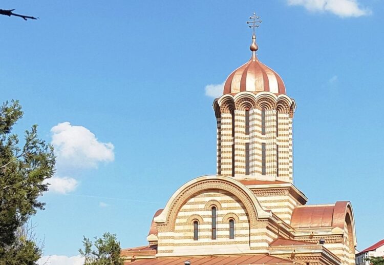 PROGRAMUL SLUJBELOR PASCALE CE VOR FI OFICIATE DE CĂTRE ÎNALTPREASFINŢITUL PĂRINTE ARHIEPISCOP ȘI MITROPOLIT NIFON-CATEDRALA MITROPOLITANĂ-