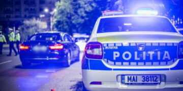 Polițiștii din cadrul Secției nr. 8 Poliție Rurală Valea Mare au oprit pentru control  în localitatea Măgura, un autoturism condus de un tânăr de 17 ani, din comuna Hulubești