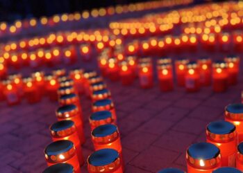 FOTO- VIDEO – Calea Luminii, un spectacol de sunet şi lumină unic în ţară