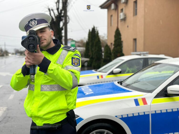 VIDEO – Acțiuni ale polițiștilor dâmbovițeni pentru siguranța cetățenilor