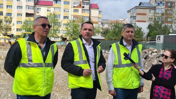 S-a dat startul lucrărilor la noua bază sportivă din cartierul Matei Basarab, din incinta Clubului Sportiv Școlar Târgoviște!