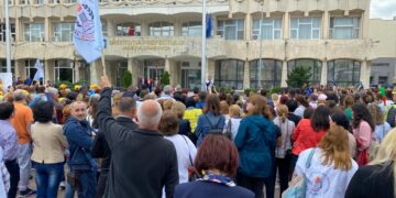 Despre greva profesorilor!  -Un material video emoționant