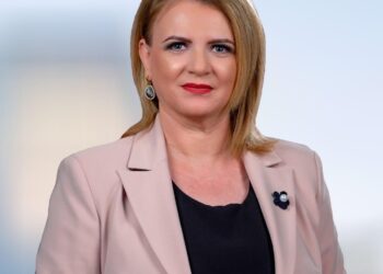 MESAJUL PREFECTULUI CLAUDIA GILIA CU OCAZIA ZILEI TINERETULUI