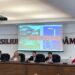 Astăzi, la sediul Consiliului Județean Dâmbovița, au fost semnate 15 contracte cu 14 primării dâmbovițene -șase unități de învățământ vor beneficia de lucrări de eficientizare energetic, iar nouă administrații publice locale vor moderniza sistemul de iluminat public