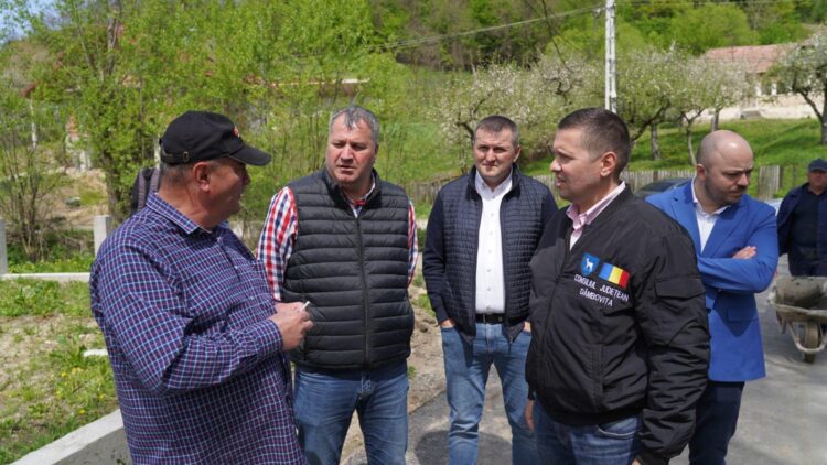 Vizita de astăzi a Președintelui CJD, Corneliu Ștefan, s-a încheiat pe Valea Dâmboviței în comunele Văleni Dâmbovița, Malu cu Flori și Voinești