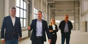 Autogara situată pe Calea Ialomiței, foarte aproape de finalizare.