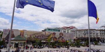 FLASH MOB în Târgoviște dedicat Zilei Europei