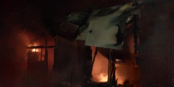 Incendiu izbucnit la o casă în localitatea Conțești