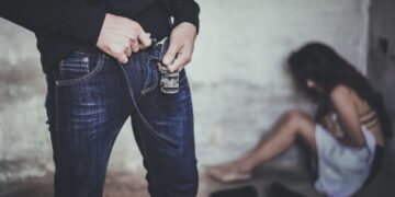 Reținut pentru 24 de ore sub aspectul săvârșirii infracțiunii de viol