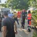 Intervenție în cazul unei persoane prinsă sub o autoutilitară răsturnată în comuna Dragomirești, sat Mogoșești, str. Bisericii