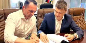 Primarul municipiului Târgoviște, Daniel Cristian Stan a semnat cel de-al doilea contract de finanțare din cadrul Programului Național de Investiții “Anghel Saligny” care vizează reabilitarea infrastructurii rutiere