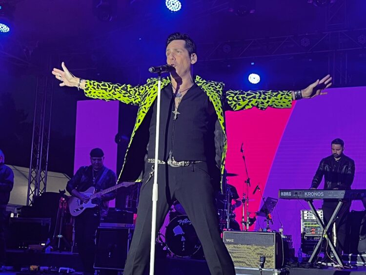 FOTO/VIDEO – SEARĂ DE POVESTE LA „ZILELE JUDEȚULUI DÂMBOVIȚA”