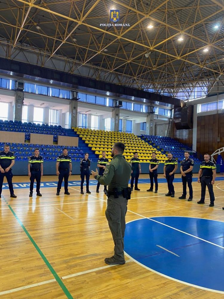 VIDEO- Stagiu pentru pregătirea polițiștilor încadrați direct