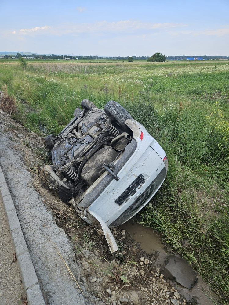 Eveniment rutier produs în localitatea Nisipuri