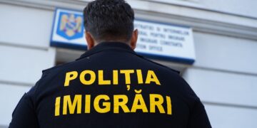 CETĂTENI CHINEZI, DEPISTAȚI CU ŞEDERE ILEGALĂ ÎN DÂMBOVIŢA