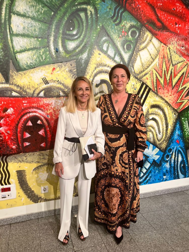 Deputat Carmen Holban : prezentă la inaugurarea Săptămânii Culturii Chiliene.