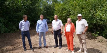 Au început lucrările de reabilitare a drumului județean DJ 712 A Runcu – Râu Alb!