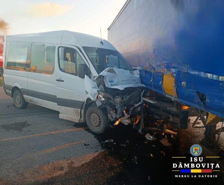 Intervenție în cazul unui eveniment rutier în comuna Ulmi, sat Nisipuri