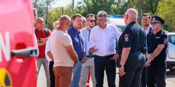 Premierul Marcel Ciolacu, prezent la locul tragediei de la Crevedia