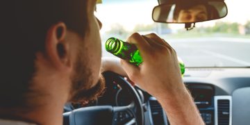 Depistați la volanul unor autoturisme cu o alcoolemie peste 0,40 mg/l alcool pur în aerul expirat