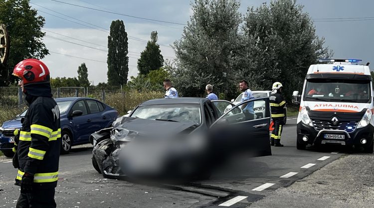 Video/Foto Intervenție în cazul unui eveniment rutier în localitatea Aninoasa