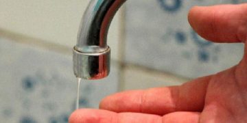 Apă potabilă cu presiune redusă în comuna Bezdead