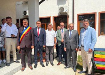 Foto/Video – La Niculești a fost inaugurat noul corp de clădire al primăriei