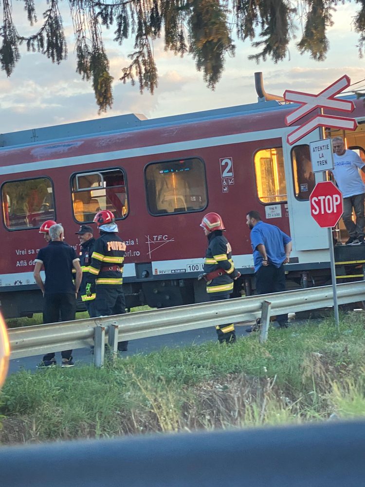 Accident feroviar între 1 tren și 1 autoturism în comuna Doicești