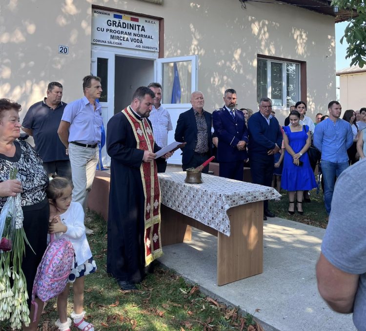 Mesajul Primarului comunei Sălcioara, Valentin PÂRVU, cu ocazia începerii noului an școlar