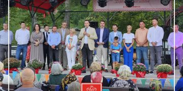 Echipa PSD Dâmbovița, în frunte cu președintele Corneliu Stefan, a participat la manifestările organizate cu ocazia Sărbătoririi Nașterii Maicii Domnului în mai multe localități