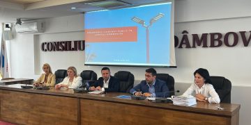 Conducerea CJD alături de președintele Administrației Fondului pentru Mediu, Laurențiu Neculaescu anunță investiții majore pentru modernizarea iluminatului public din comunele dâmbovițene