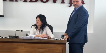 Un nou proiect pentru modernizarea comunei Butimanu a fost  semnat de primarul Gabriel Dragnea