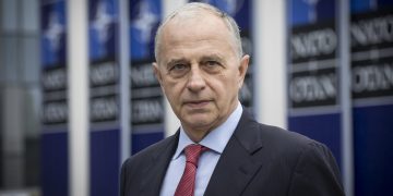 Secretarul General Adjunct al NATO, Mircea Geoană, va efectua luni, 11 septembrie 2023, o vizită în județul Dâmbovița.