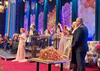 Vezi care sunt câștigătorii Festivalului Național de Romanțe „Crizantema de Aur” 2023, de la Târgoviște, a 56-a ediție