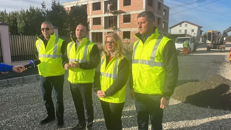 Strada Costache Olăreanu, în plin proces de reabilitare