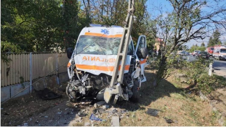 VIDEO/Accident rutier în localitatea Ulmi