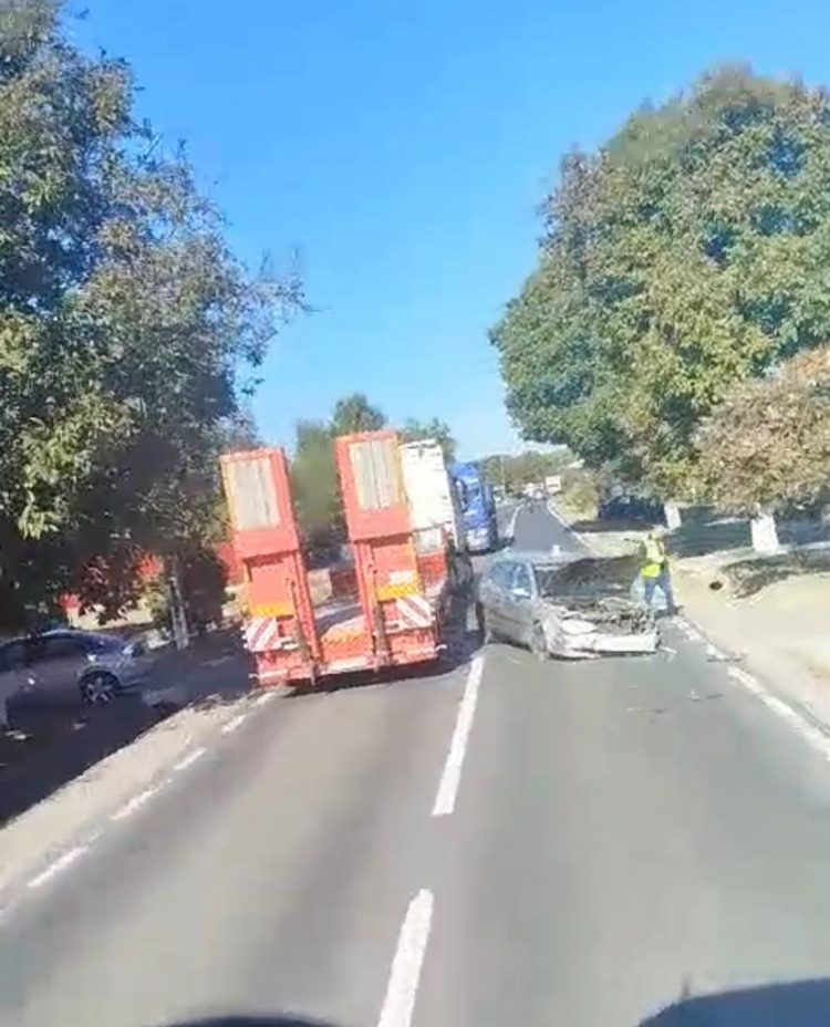 VIDEO/Accident rutier pe drumul național 71, în localitatea Conțești