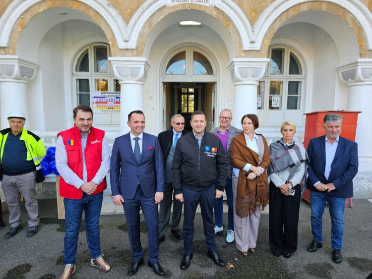 VIDEO / Au început lucrările de restaurare și conservare a fostei Școli de Cavalerie din Târgoviște!