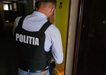 VIDEO/ DESCINDERI LA PERSOANE BĂNUITE DE EVAZIUNE FISCALĂ ȘI MĂRTURIE MINCINOASĂ