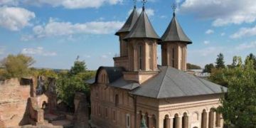 „Patrimoniu renăscut: Biserica Mare a Curții Domnești din Târgoviște, monument emblematic al României”