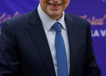 Secretarul General Adjunct al NATO, Mircea Geoană, va lansa joi, 14 decembrie 2023, la Paris, cartea „Bătălia pentru viitorul României. Gândurile unui român la vârful NATO”.