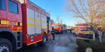 Intervenție în cazul unui incendiu produs la o casă în localitatea Visina.