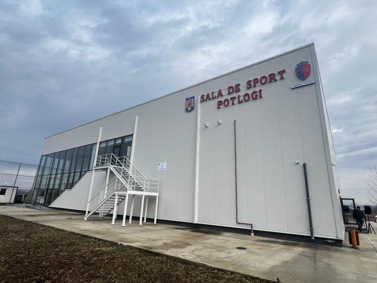 A fost inaugurată una dintre cele mai moderne săli de sport din Potlogi