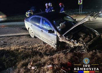 Accident rutier produs între două autoturisme în comuna Dragomirești