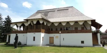 PETRECEȚI ZIUA CULTURII NAȚIONALE LA MUZEELE DIN CADRUL COMPLEXULUI NAŢIONAL MUZEAL „CURTEA DOMNEASCĂ” TÂRGOVIŞTE!