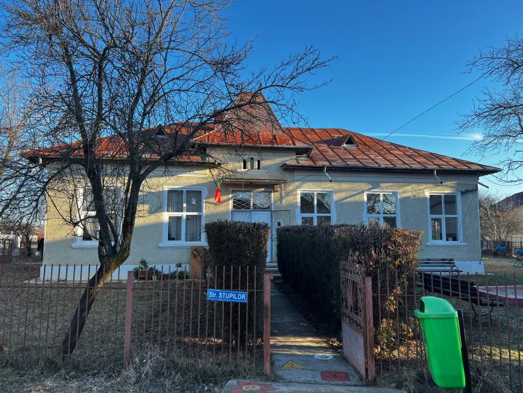 VIDEO – Primarul Daniel Cristian Stan anunță demararea lucrărilor de reabilitare energetică, modernizare și renovare la Grădinița Nr.11 din Priseaca!