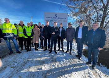 Video – A fost dat ordinul de începere a lucrărilor de reabilitare și modernizare a celor 6,7 km ai drumului județean DJ 724 Malu cu Flori-Pucheni 