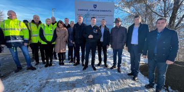 Video – A fost dat ordinul de începere a lucrărilor de reabilitare și modernizare a celor 6,7 km ai drumului județean DJ 724 Malu cu Flori-Pucheni 